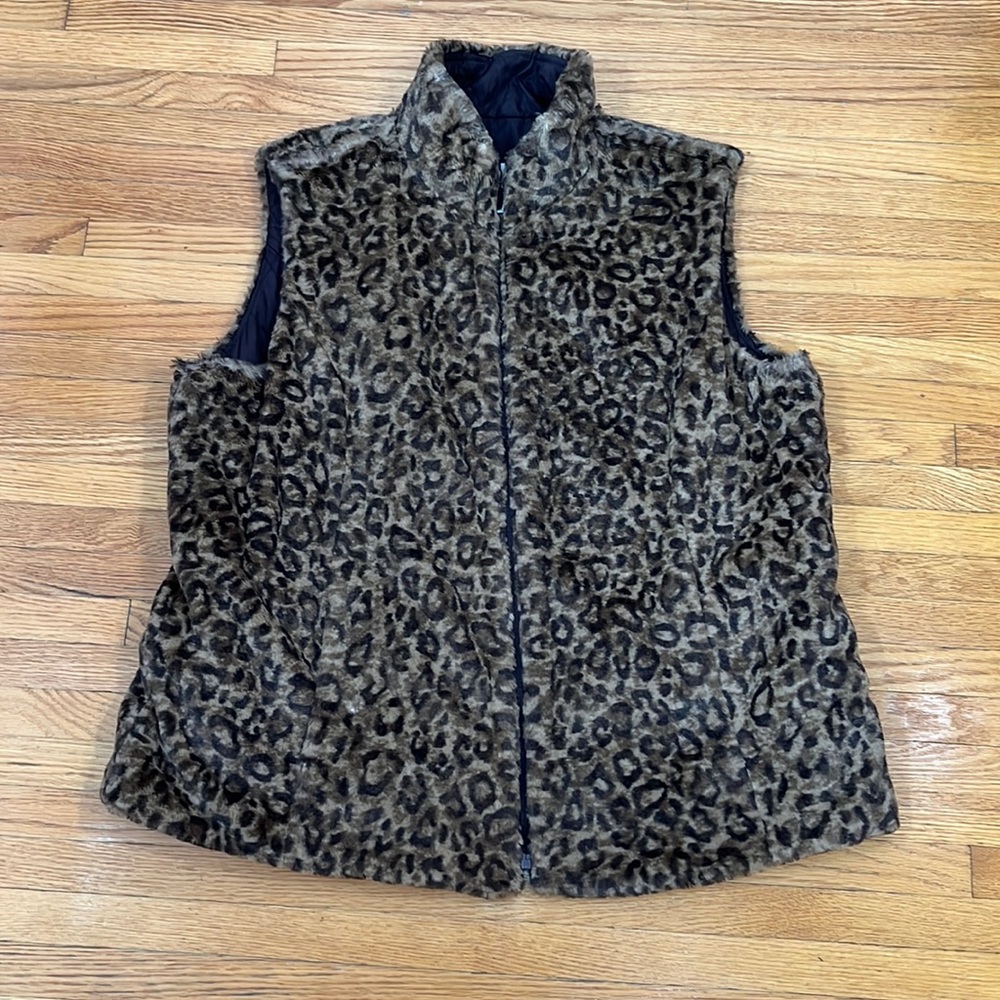 Reversible Brown/Cheetah Print Vest with Faux Fur